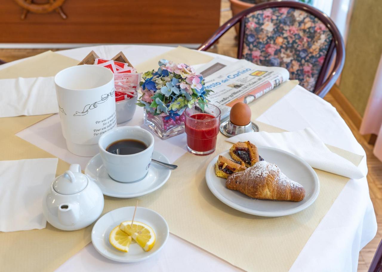 Corallo Hotel 3*